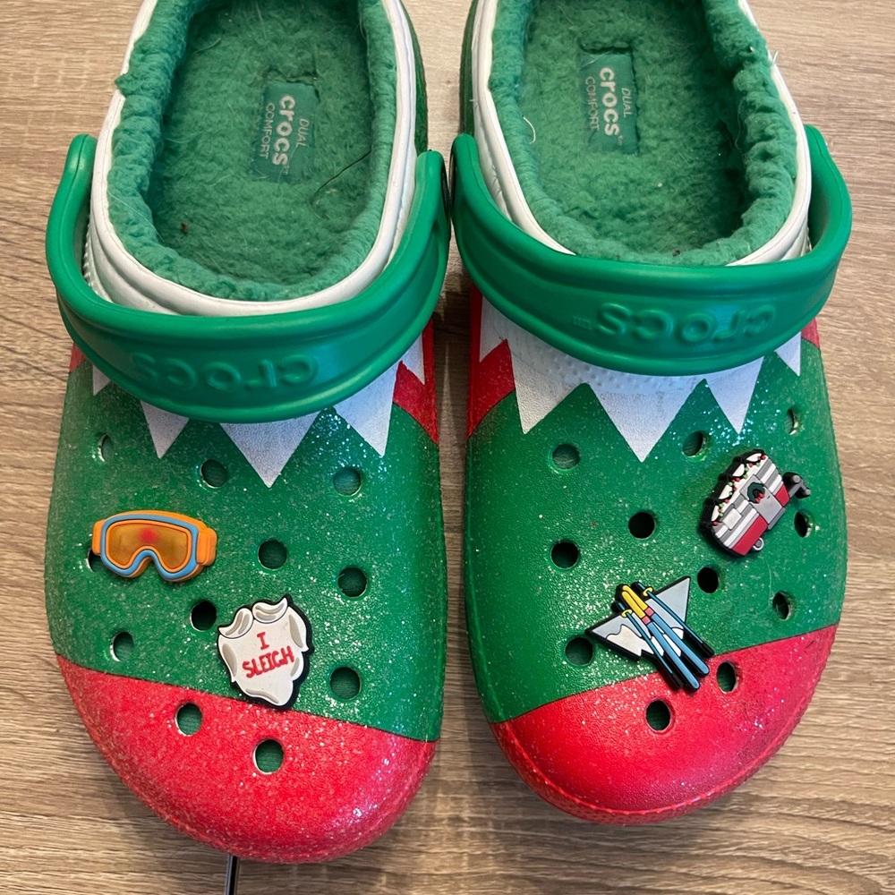 CROCS Green and Red Holiday Clogs with Fun Charms